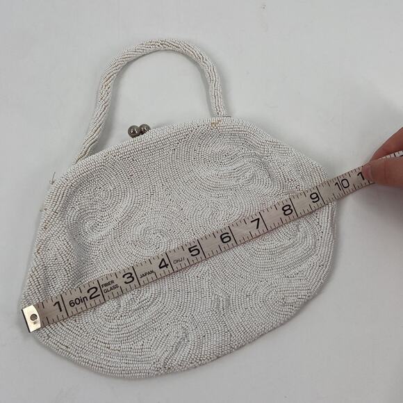 Vintage hand beaded handbag - Picture 5 of 7